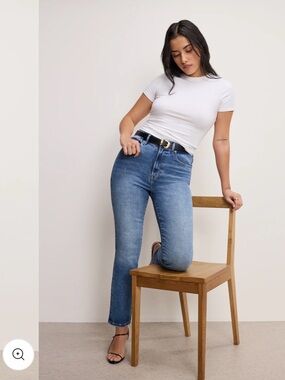 Good American Always Fits Good Straight-Leg Mid Wash Jeans - size 14 - 18